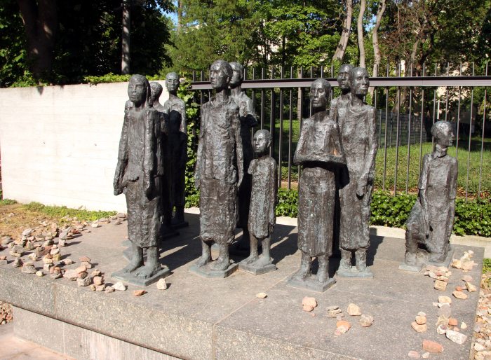 monumento niños judios berlin