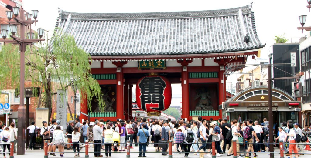 puerta entrada templo japonés, kaminarimon gate