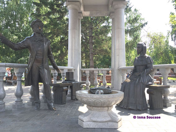 estatua-de-pushkin-krasnoyarsk