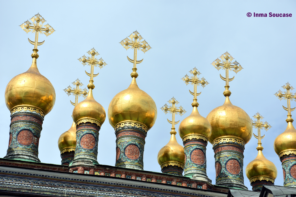 la-iglesia-de-la-deposicion-del-manto-de-la-virgen-moscu-kremlin