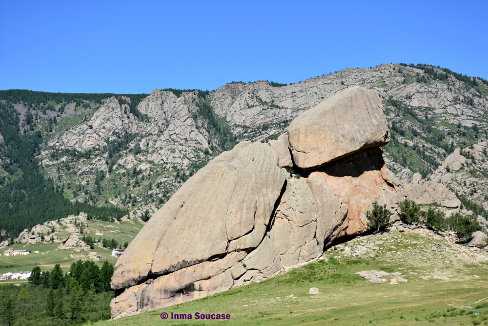 roca-de-la-tortuga-parque-nacional-gorkhi-terelj-mongolia