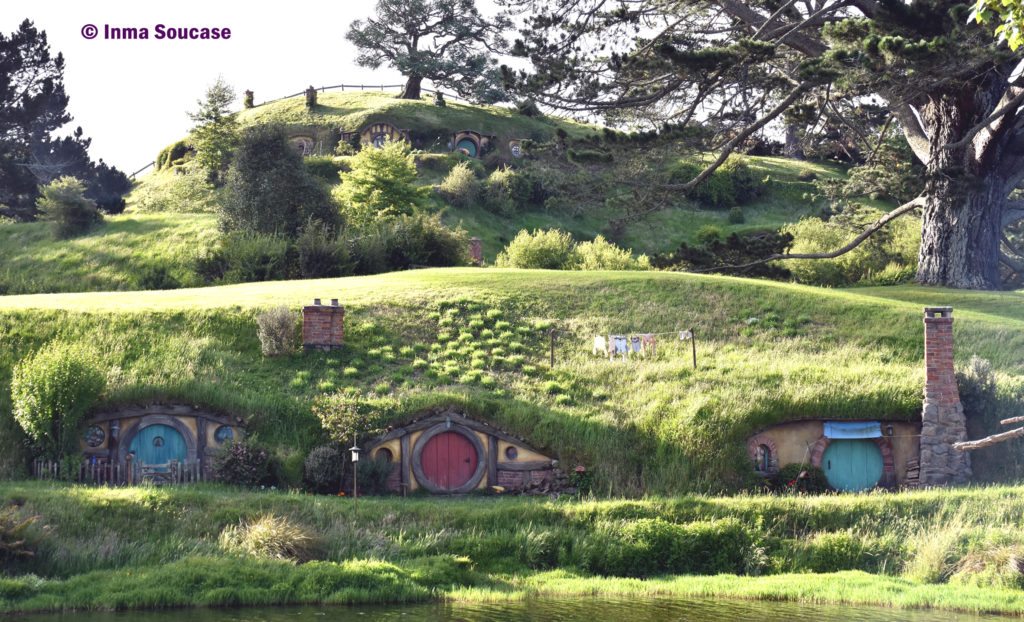 Hobbiton movie set casas hobbits