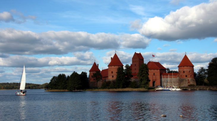 Castillo Trakai lago