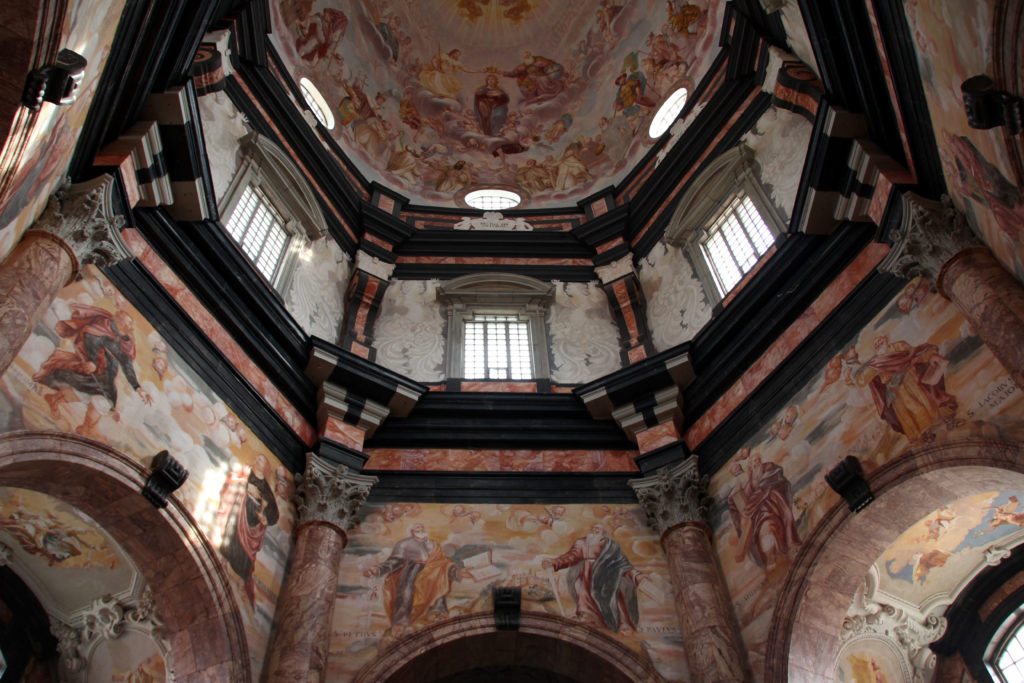 monasterio de Pažaislis iglesia interior