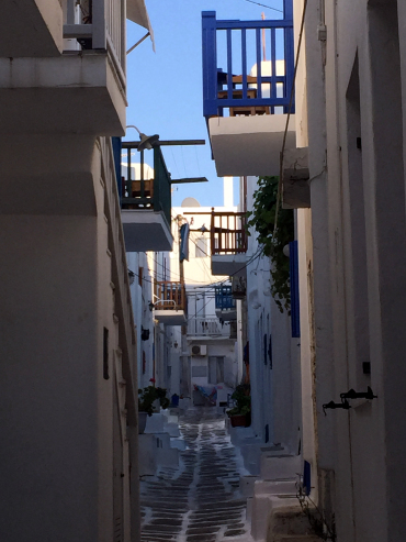 calle Mikonos 2