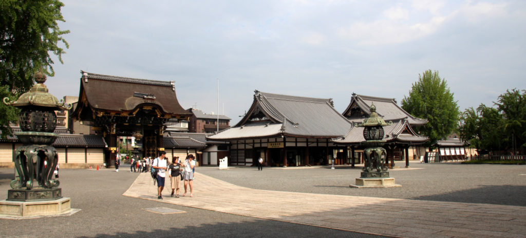 higashi honganji, entrada interior