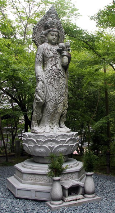 Templo Eikan-do, estatua buda
