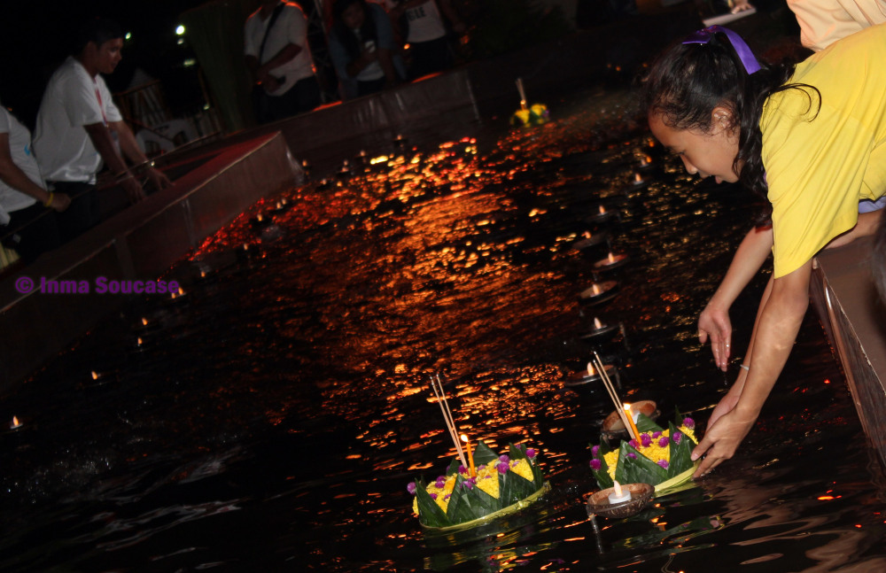 actividades Loy Krathong - Bangkok flores