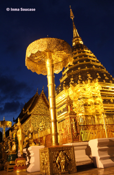 Templo Doi Suthep, Chiang Mai - patio interior