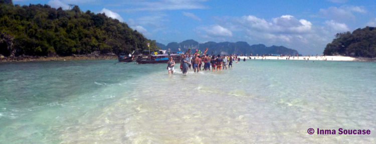 Andando de Tub island a Poda island