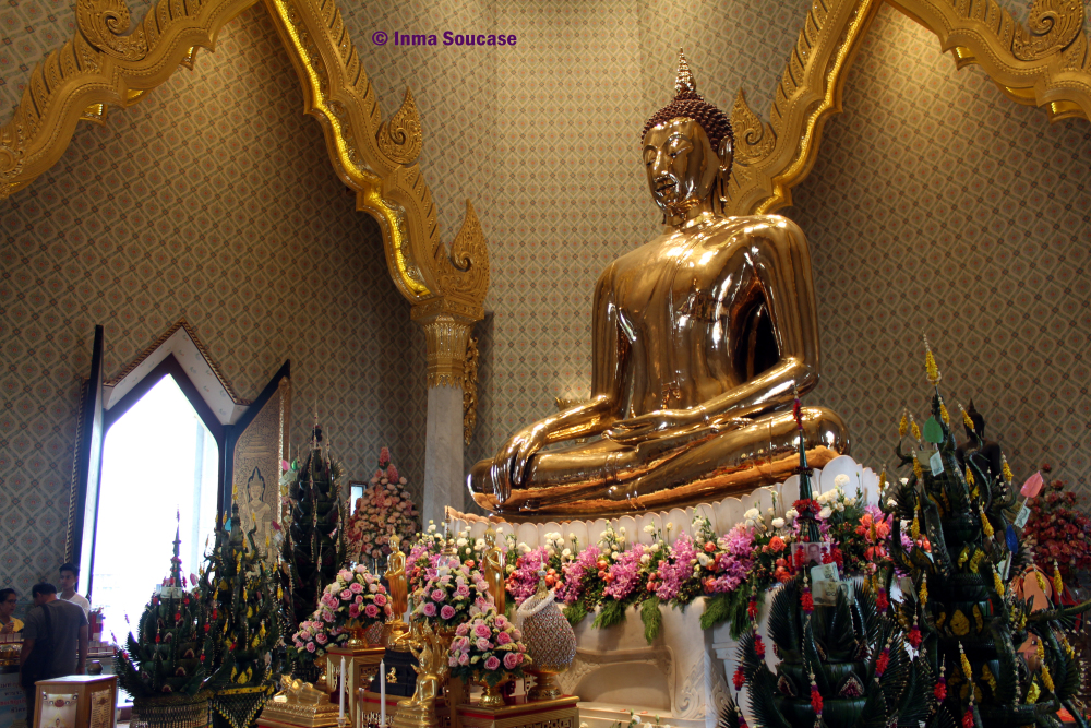 Golden Buda - interior