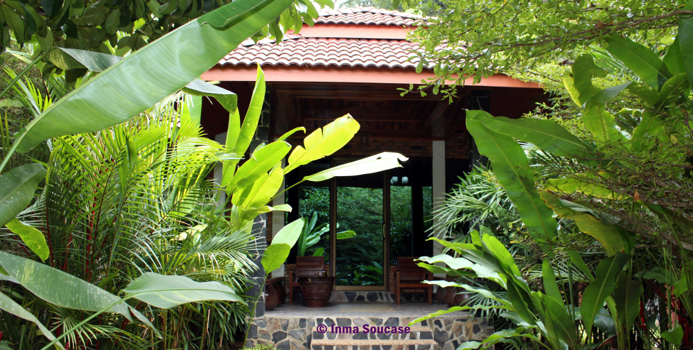 Hotel Khao Sok and spa - bungalow exterior