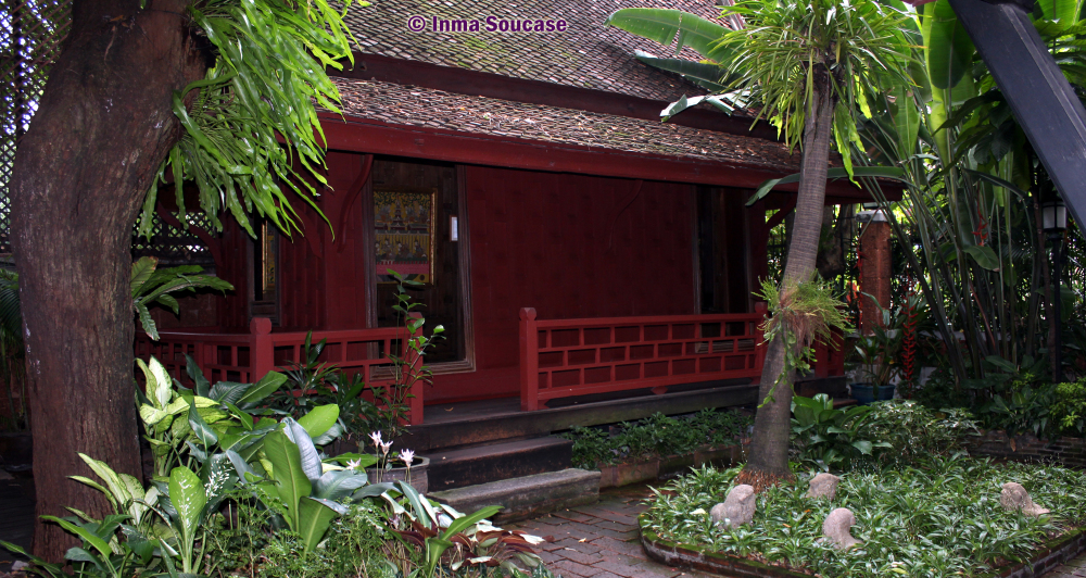 Jim Thompson casa museo - estancia interior patio