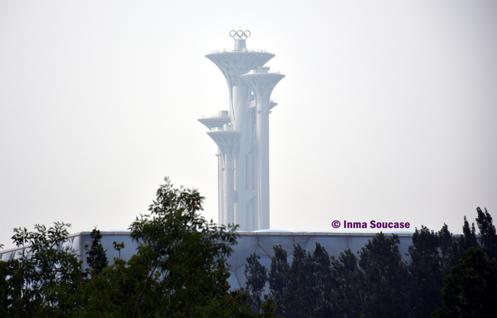 edificios-villa-olimpica-y-cubo-de-agua-pekin