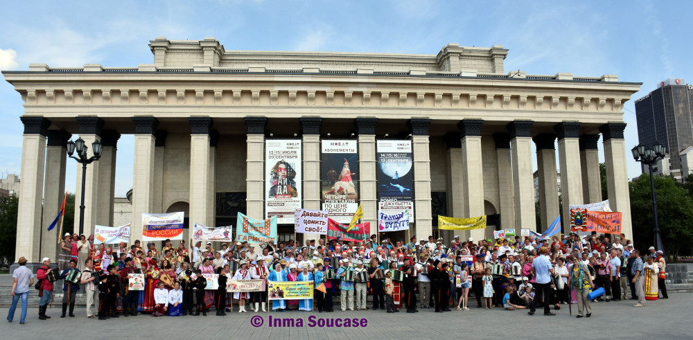 teatro-academico-de-la-opera-y-ballet-estatal-novosibirsk