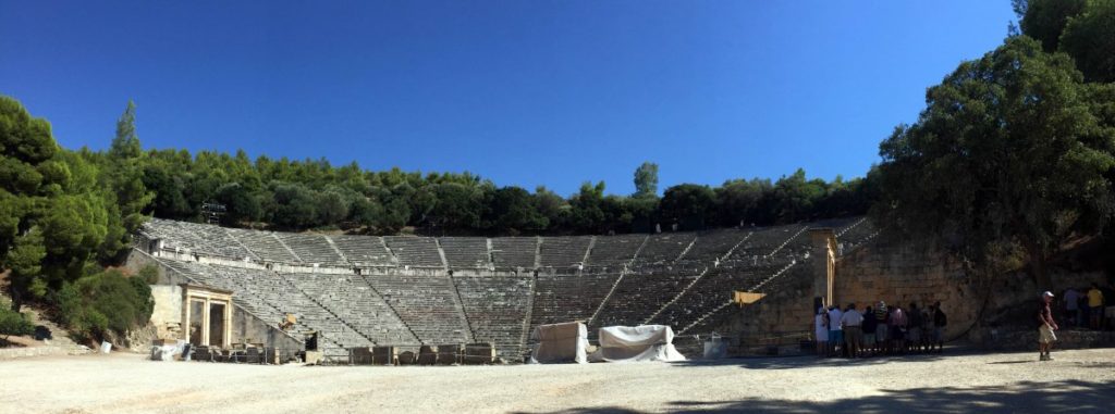 panoramica-teatro-epidauro