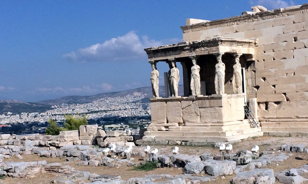 Tribuna de las Cariatides, templo Erecteion, Acropolis Atenas