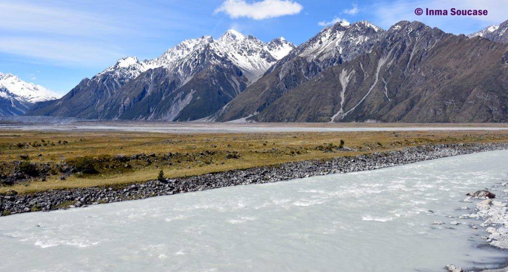 Monte Cook National Park - Hooker Valley Track 