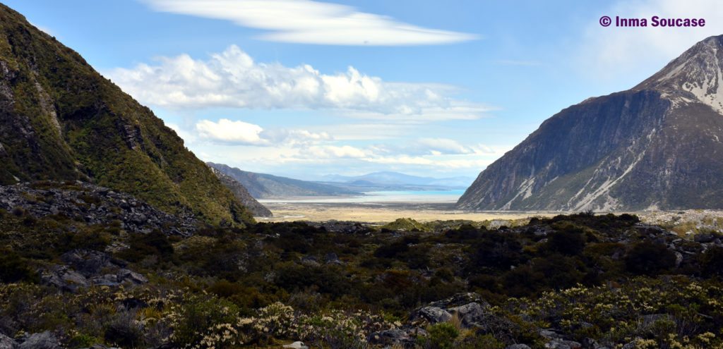 Monte Cook National Park - Hooker Valley Track 