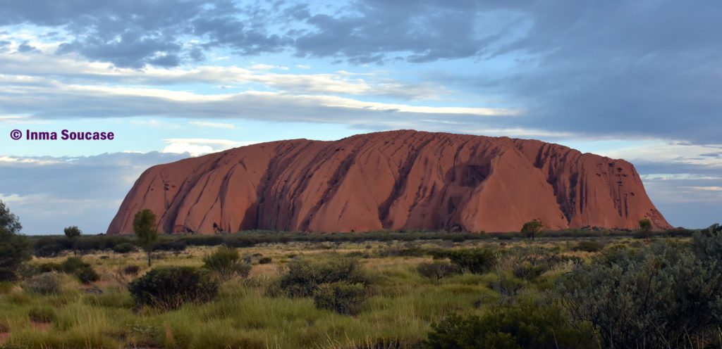 Uluru Ayers Rock Australia - atardecer