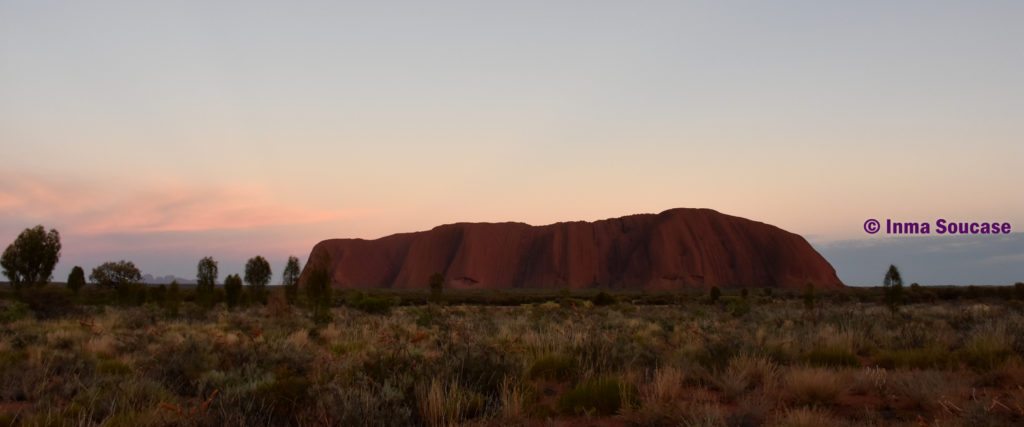 Uluru amanecer