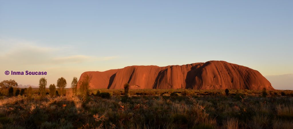 Uluru amanecer