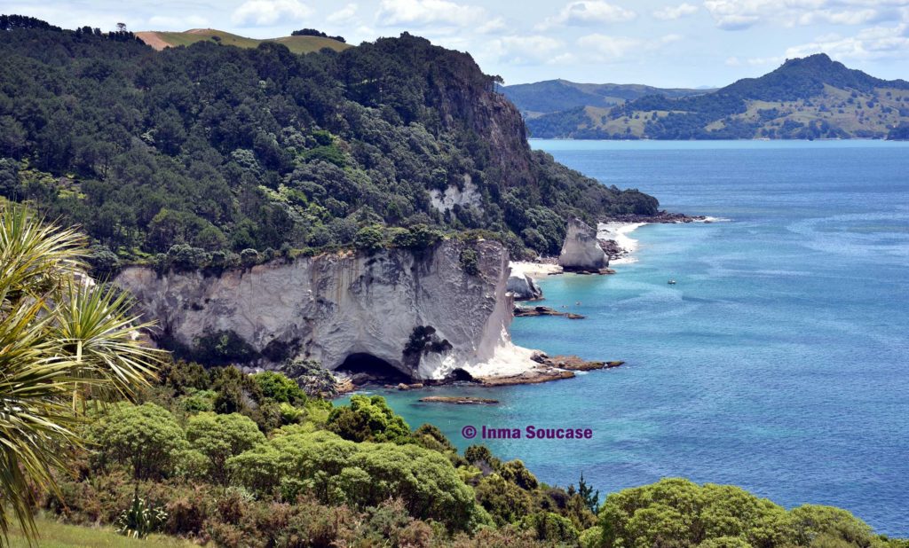 Cathedral Cove Te Hoho