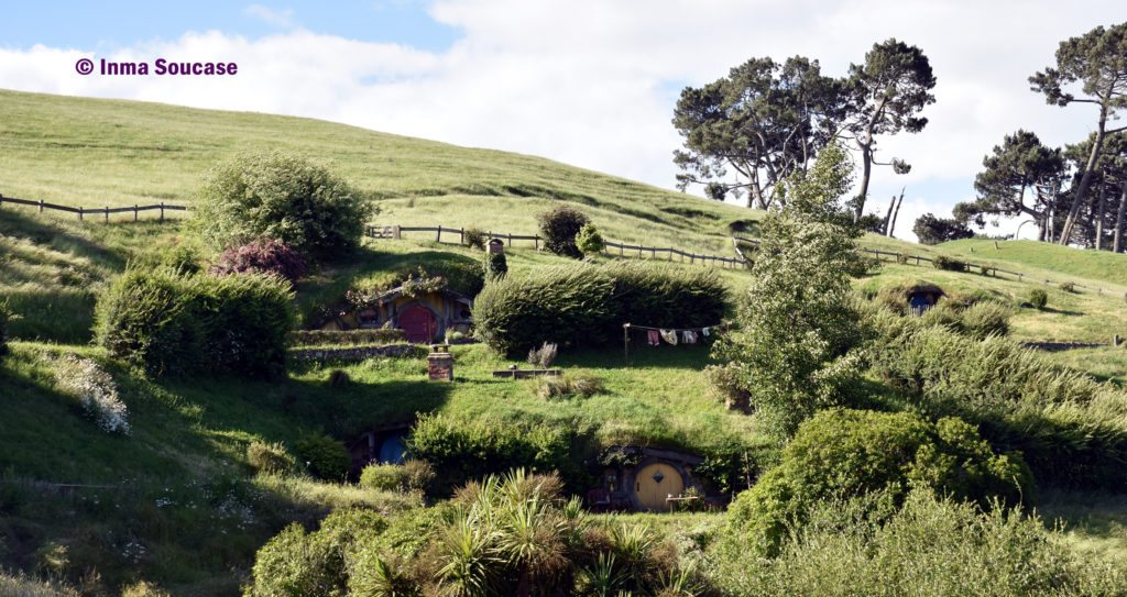 Hobbiton movie set agujeros hobbits