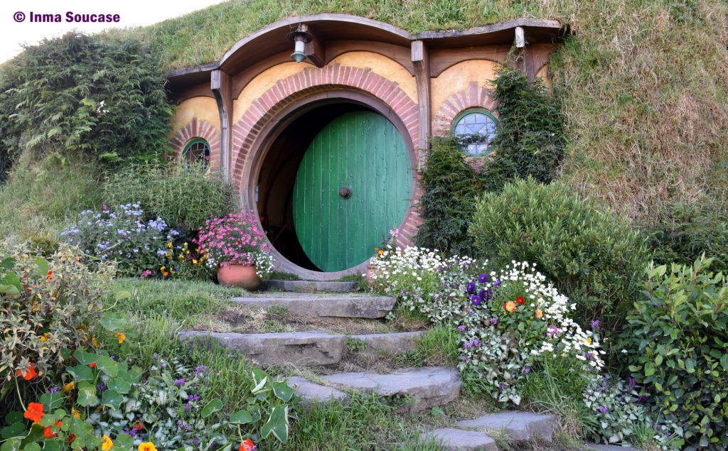 Hobbiton movie set casa bilbo bolson